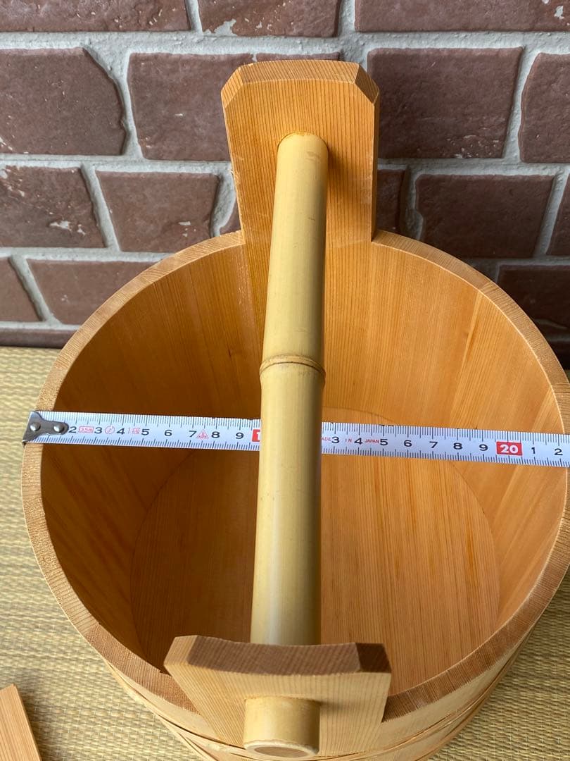 茶道具水張桶　円二造　竹手付　通桶　 水屋道具　露地道具　手桶　木製水指　割蓋