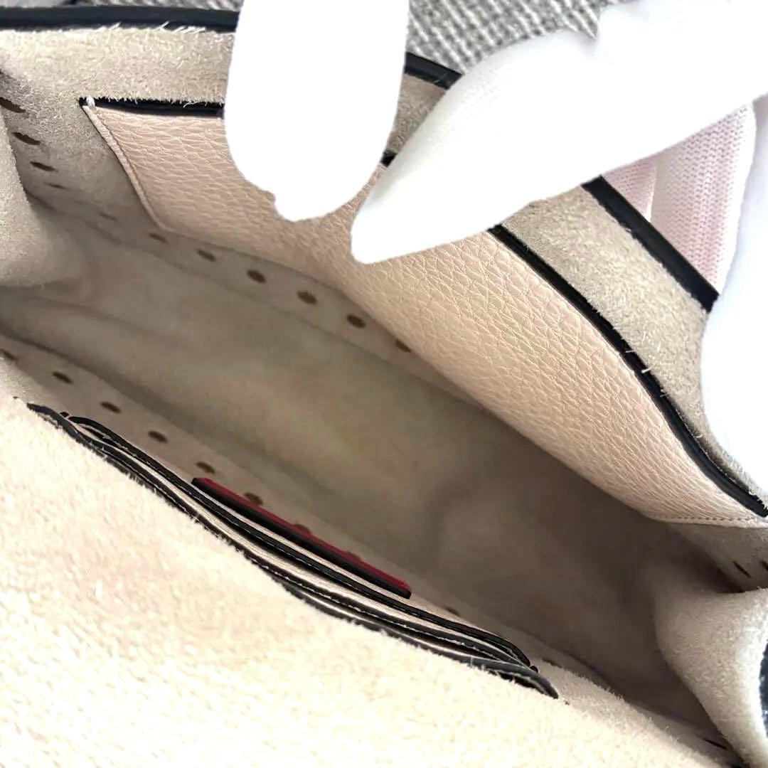 【正規品】【美品】【最終値下げ】 ヴァレンティノ　ロックスタッズ　バッグ