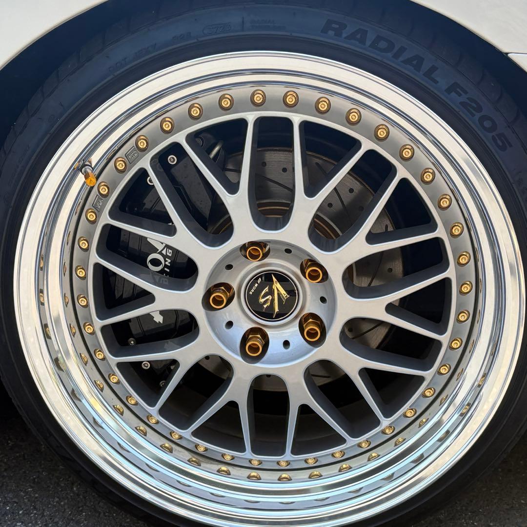 210クラウンキャリパーカバー