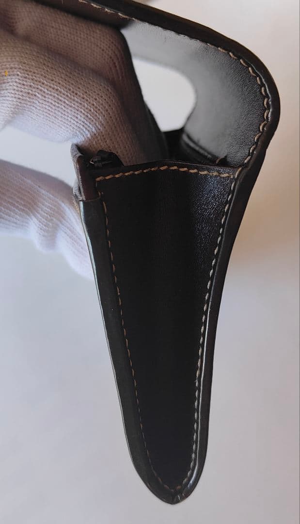 mon【未使用】GUCCI 二つ折り財布 GG柄 PVC ブラウン