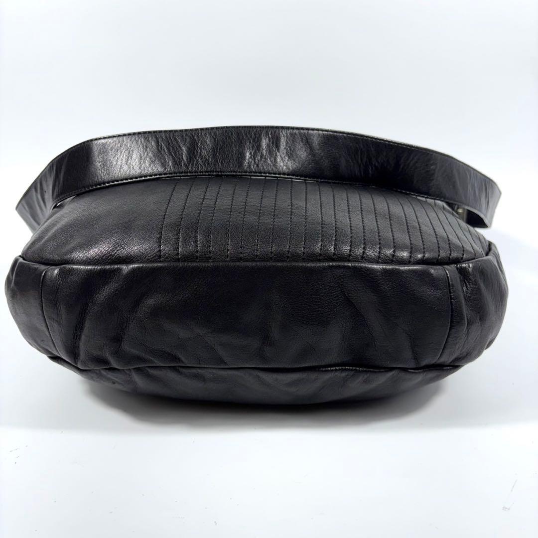 ✨希少 美品✨カワカワ ショルダーバッグ 2way ラウンド レザー A4可 黒