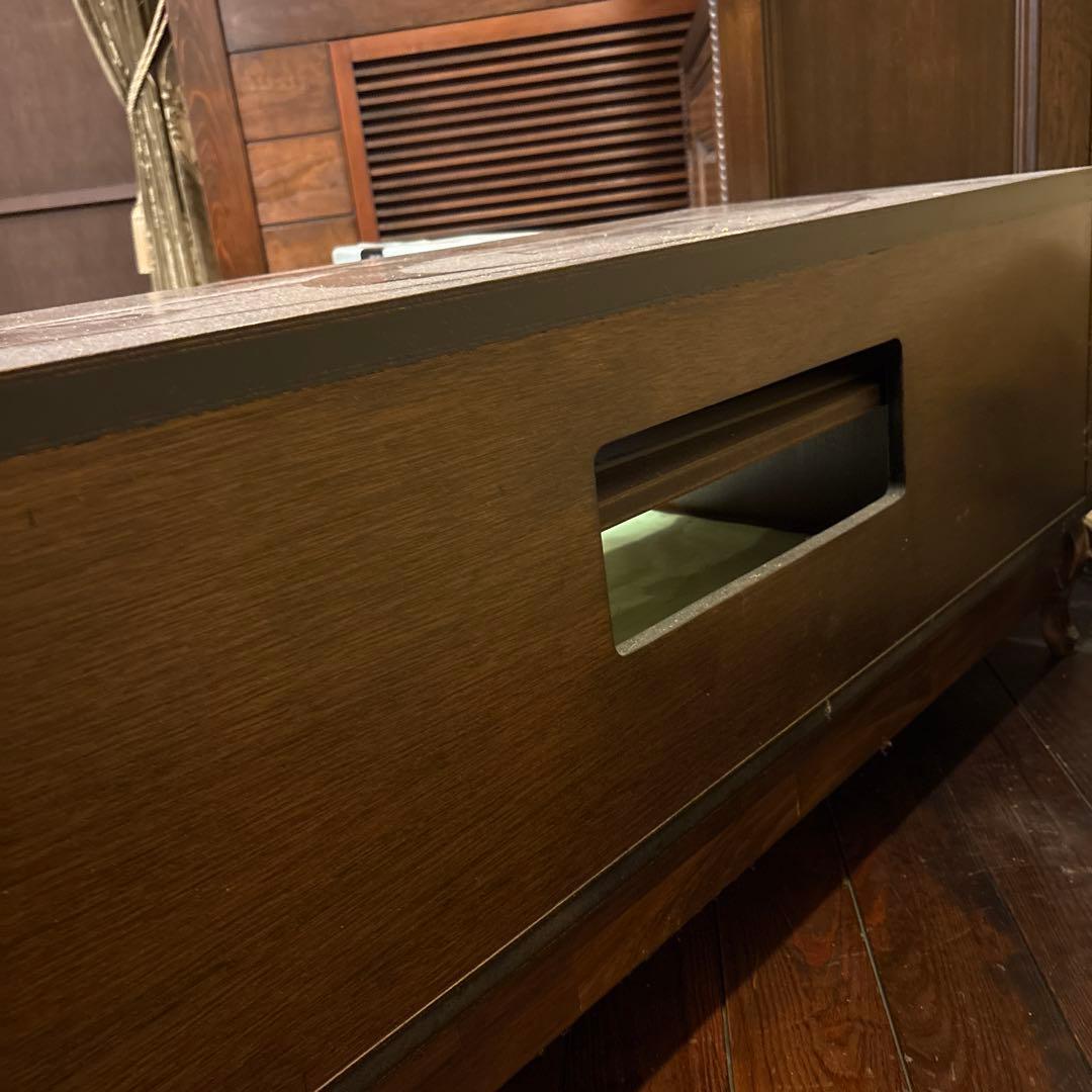 アンティーク木製テレビボード ブラウン ガラス扉付き