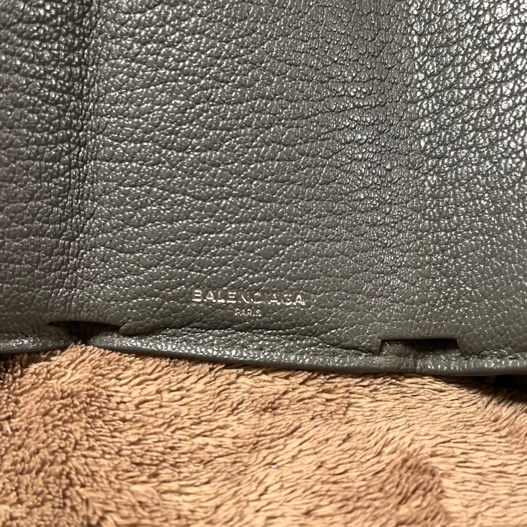 バレンシアガ　レザー 三つ折り財布