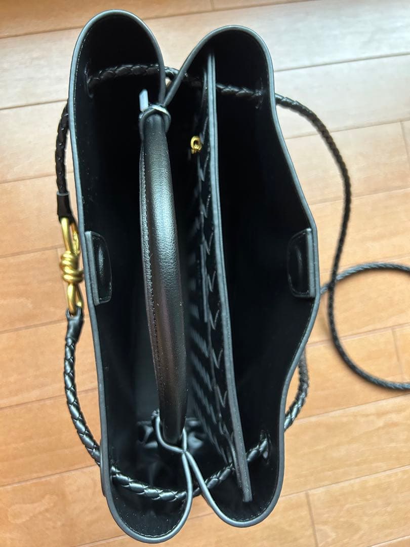 ボッテガヴェネタ　黒　ショルダーバッグ　ノベルティ
