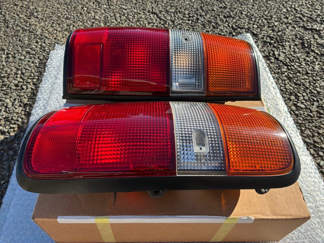 ランクル80 テールランプ テールライト 左右セット トヨタ純正
