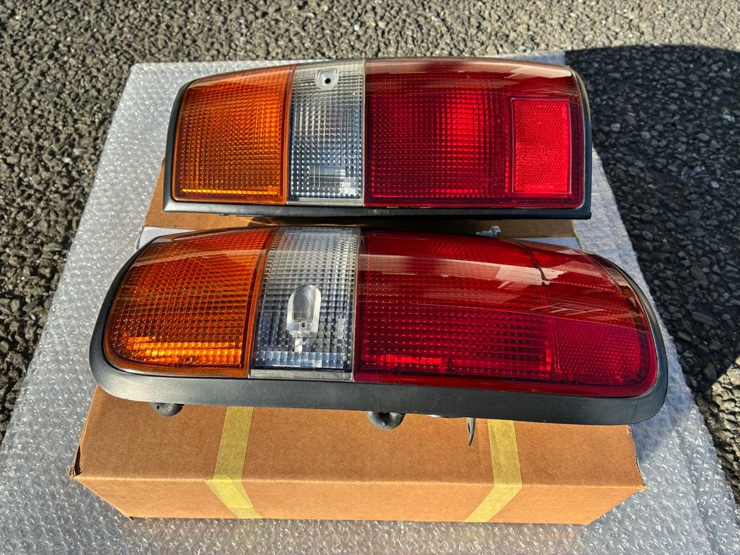 ランクル80 テールランプ テールライト 左右セット トヨタ純正