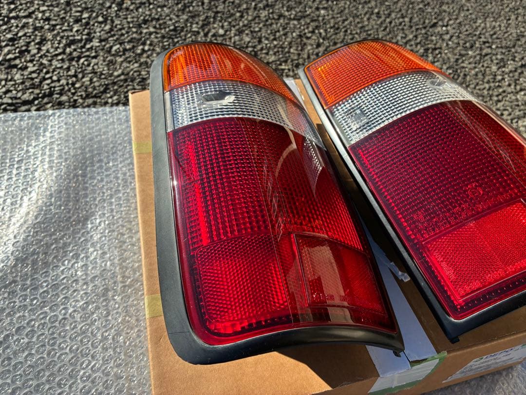 ランクル80 テールランプ テールライト 左右セット トヨタ純正