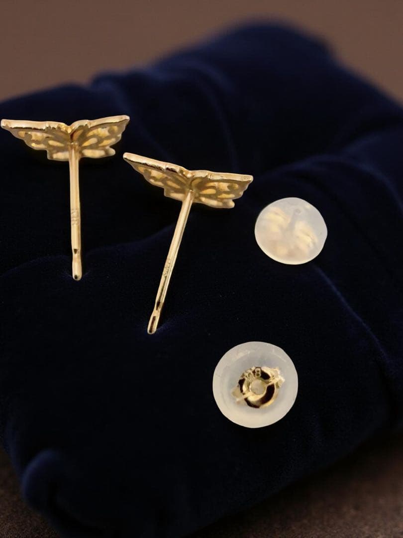 K18 バタフライスタッドピアス