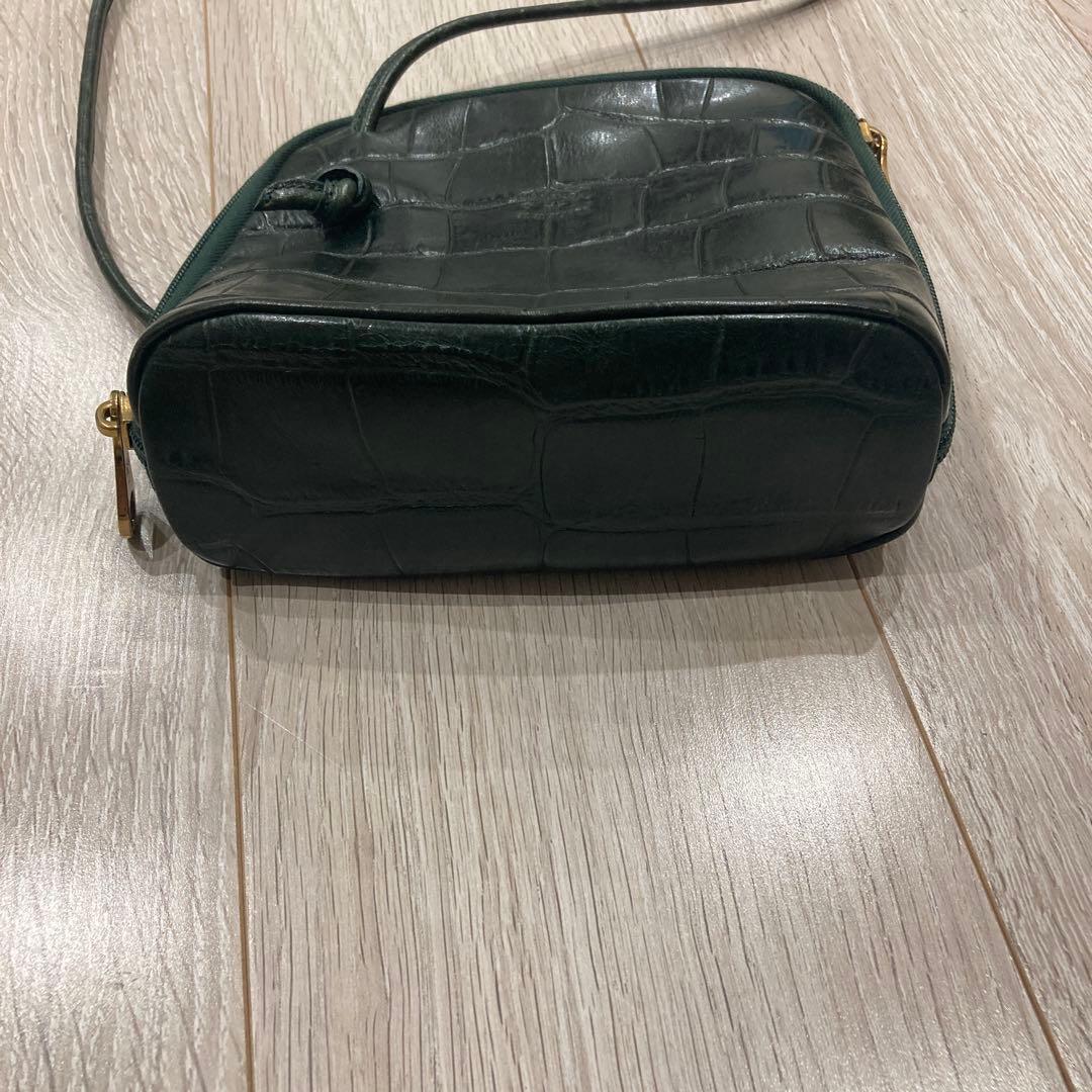 イルビゾンテクロスボディショルダーバッグ