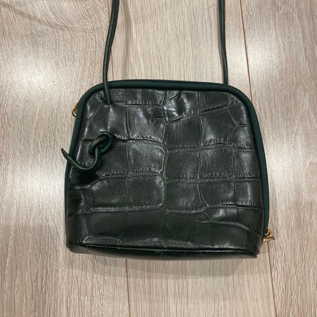 イルビゾンテクロスボディショルダーバッグ