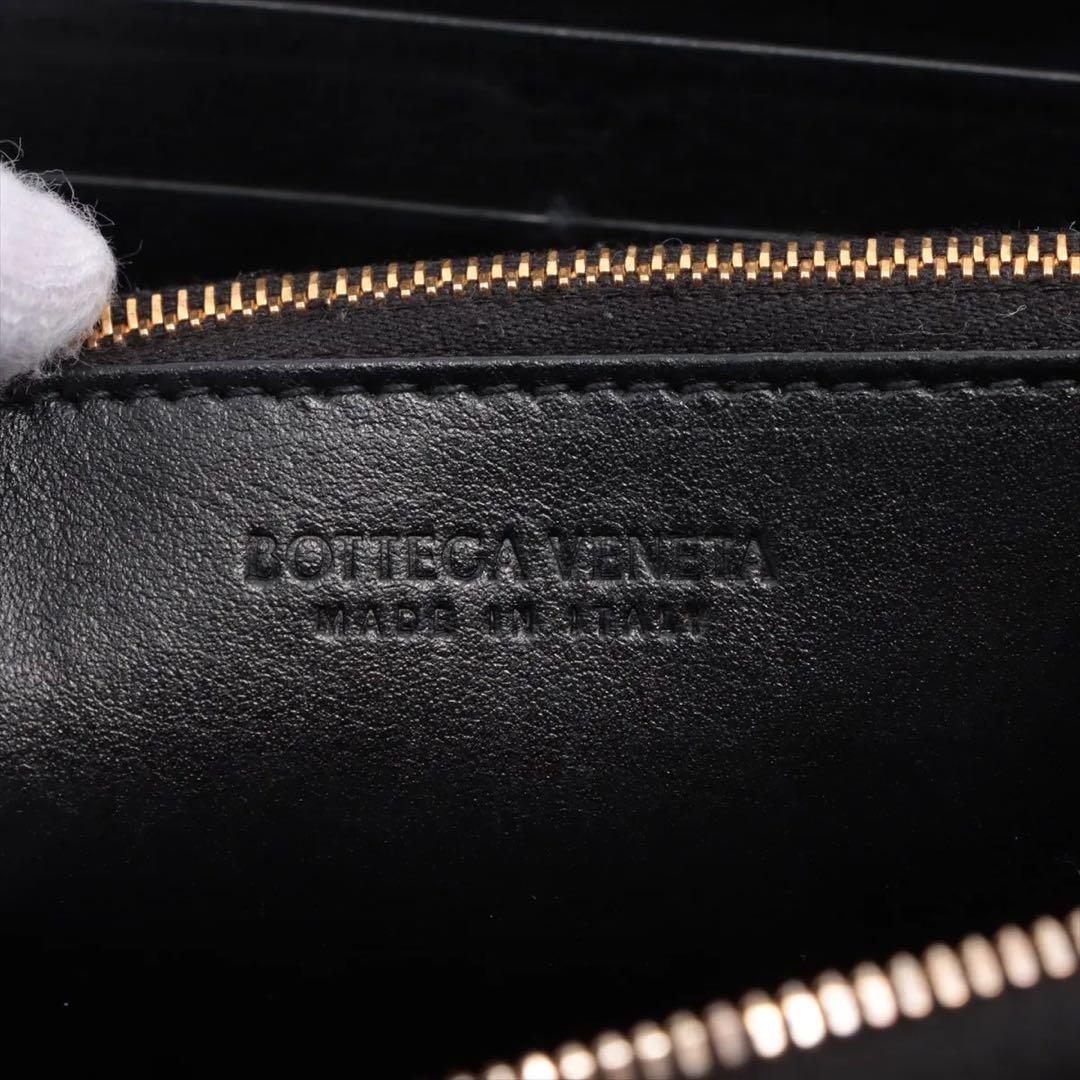 美品 ボッテガヴェネタ マキシイントレチャート ラウンドジップウォレット 黒