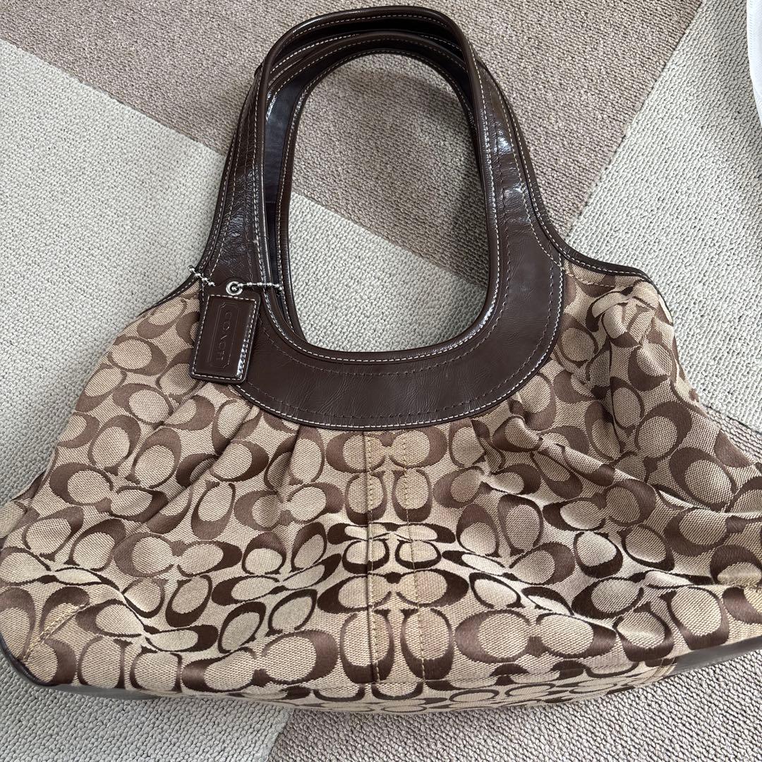 コーチショルダーバッグ