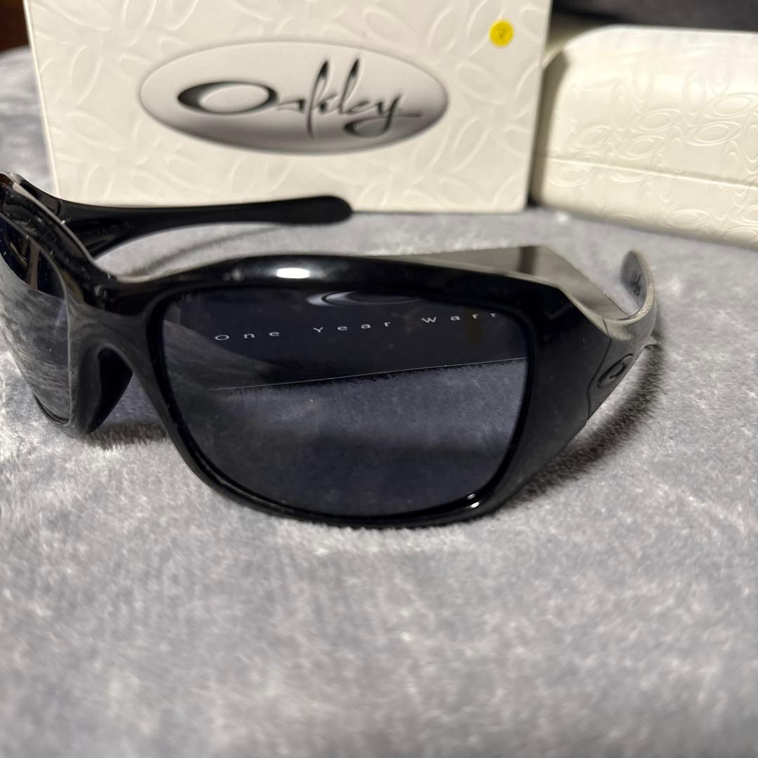 Oakley One Year Warranty ブラック サングラス
