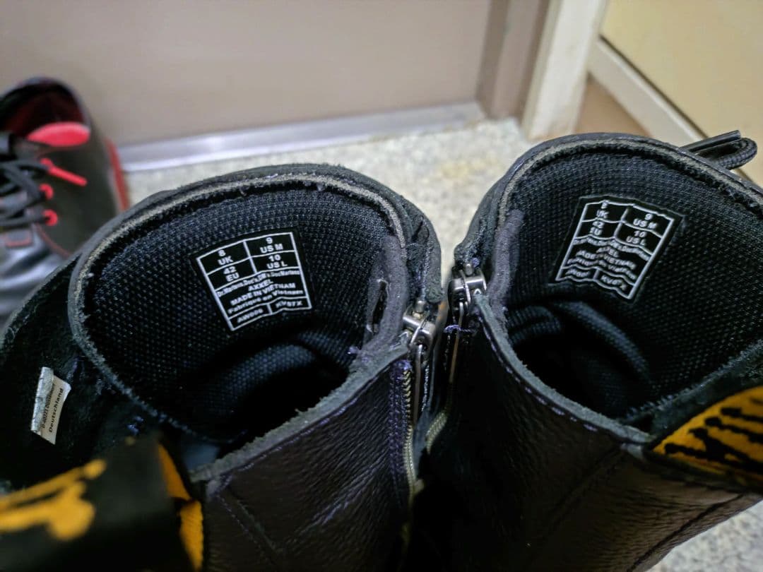 【blackmoon】Dr.Martens QUAD RETRO