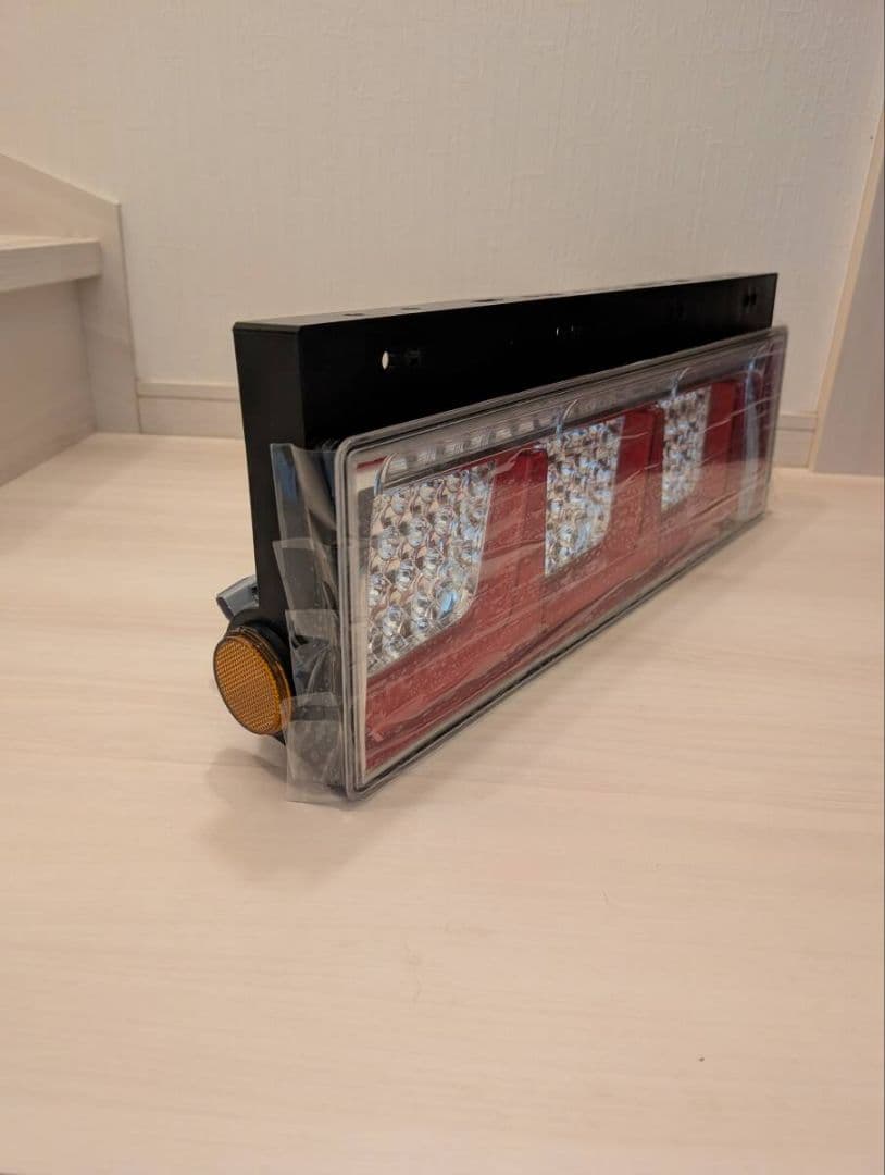 s*5様 大型用3連シーケンシャルテールランプ