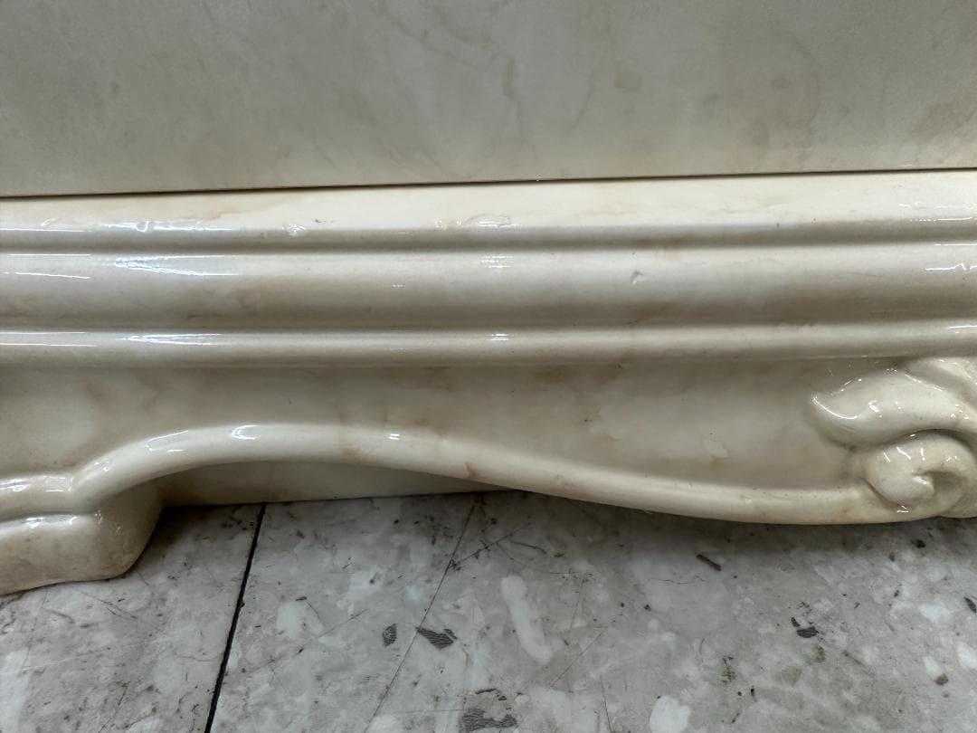 サルタレッリ　アマルフィ　キャビネット　ローボード　ロココ調　アイボリー