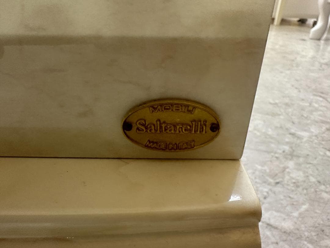 サルタレッリ　アマルフィ　キャビネット　ローボード　ロココ調　アイボリー