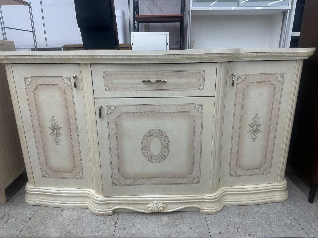 サルタレッリ　アマルフィ　キャビネット　ローボード　ロココ調　アイボリー