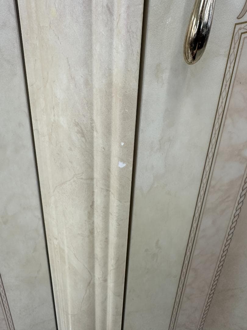 サルタレッリ　アマルフィ　キャビネット　ローボード　ロココ調　アイボリー