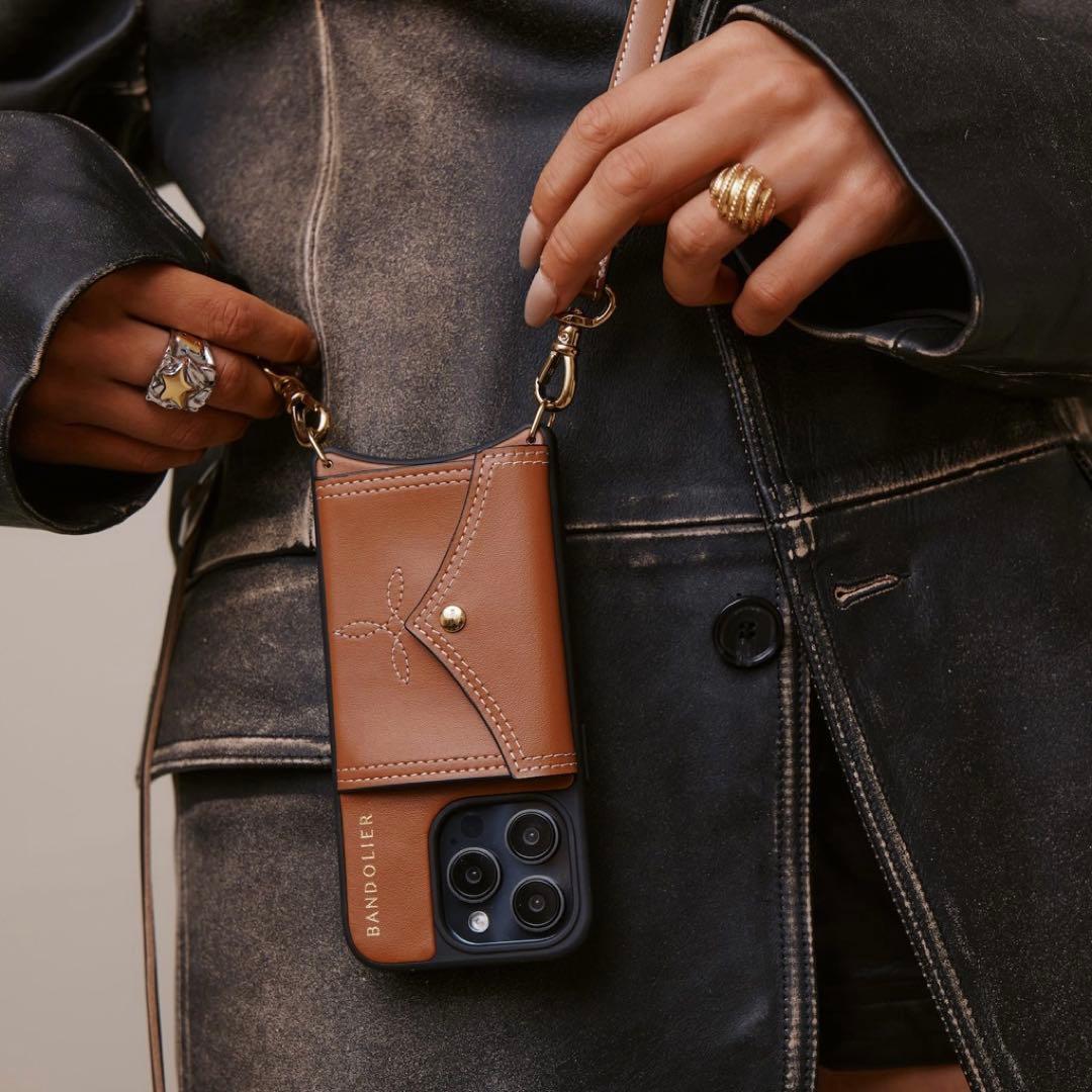 未使用　バンドリヤー　iPhone16 BANDOLIER