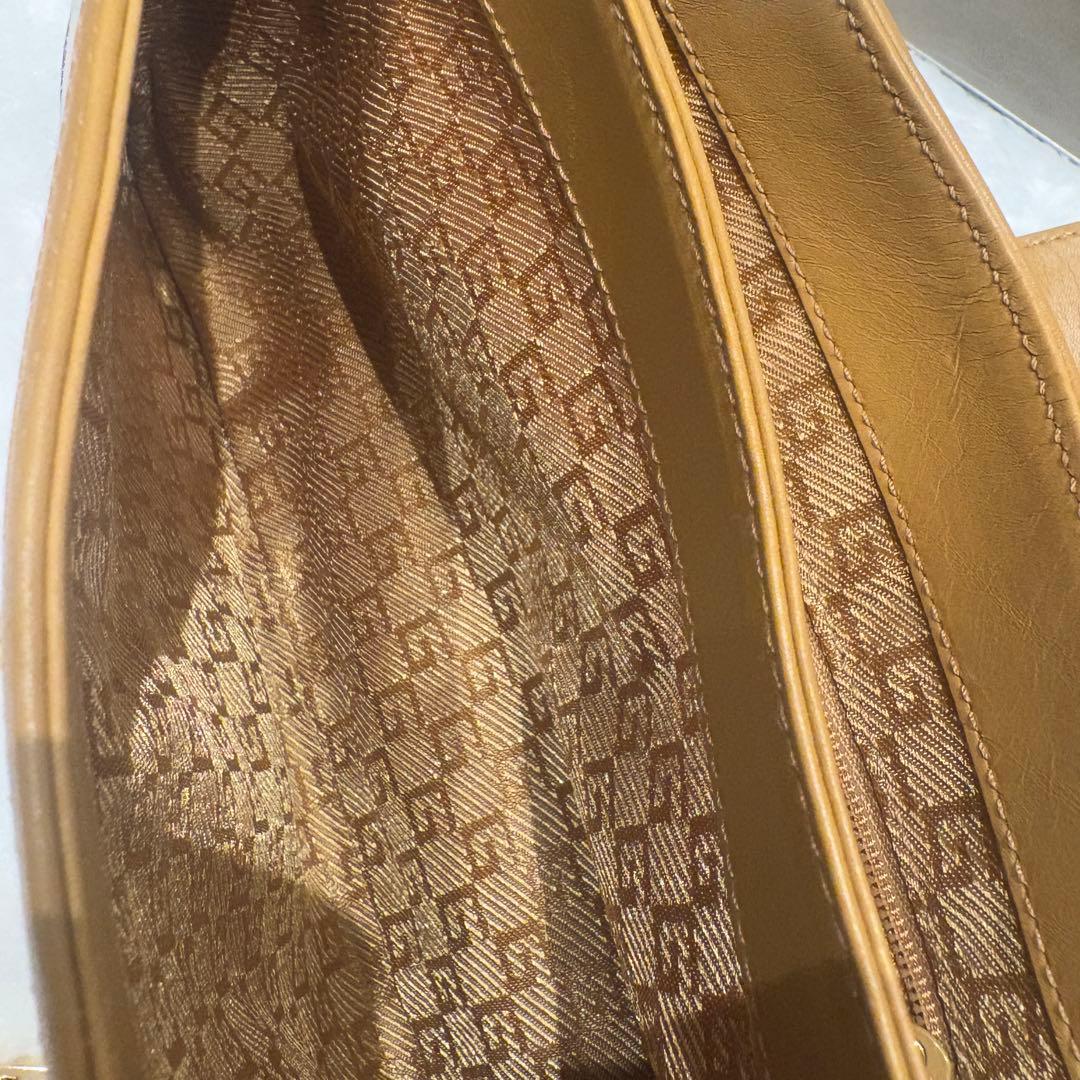 【希少✨】グッチ タイガーヘッド チェーン ショルダーバッグ