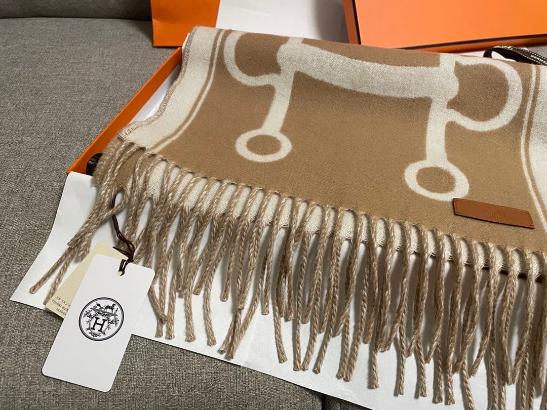 HERMES マフラー　クリスマスギフト