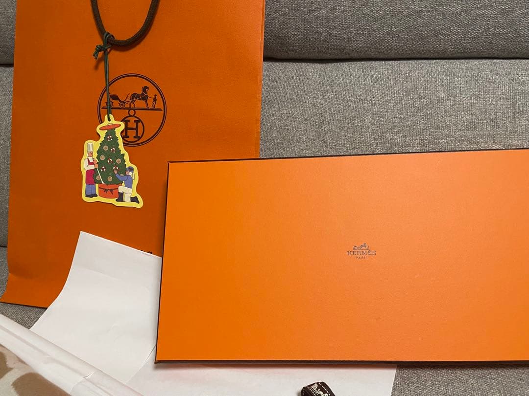 HERMES マフラー　クリスマスギフト