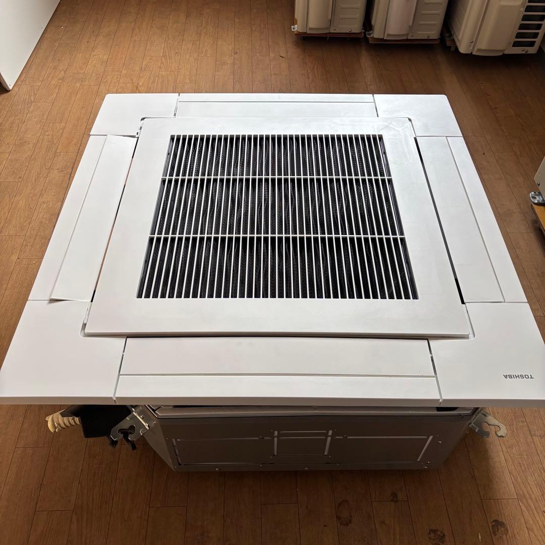 2023年製　東芝　業務用エアコン　天カセエアコン　2.5馬力　三相200V