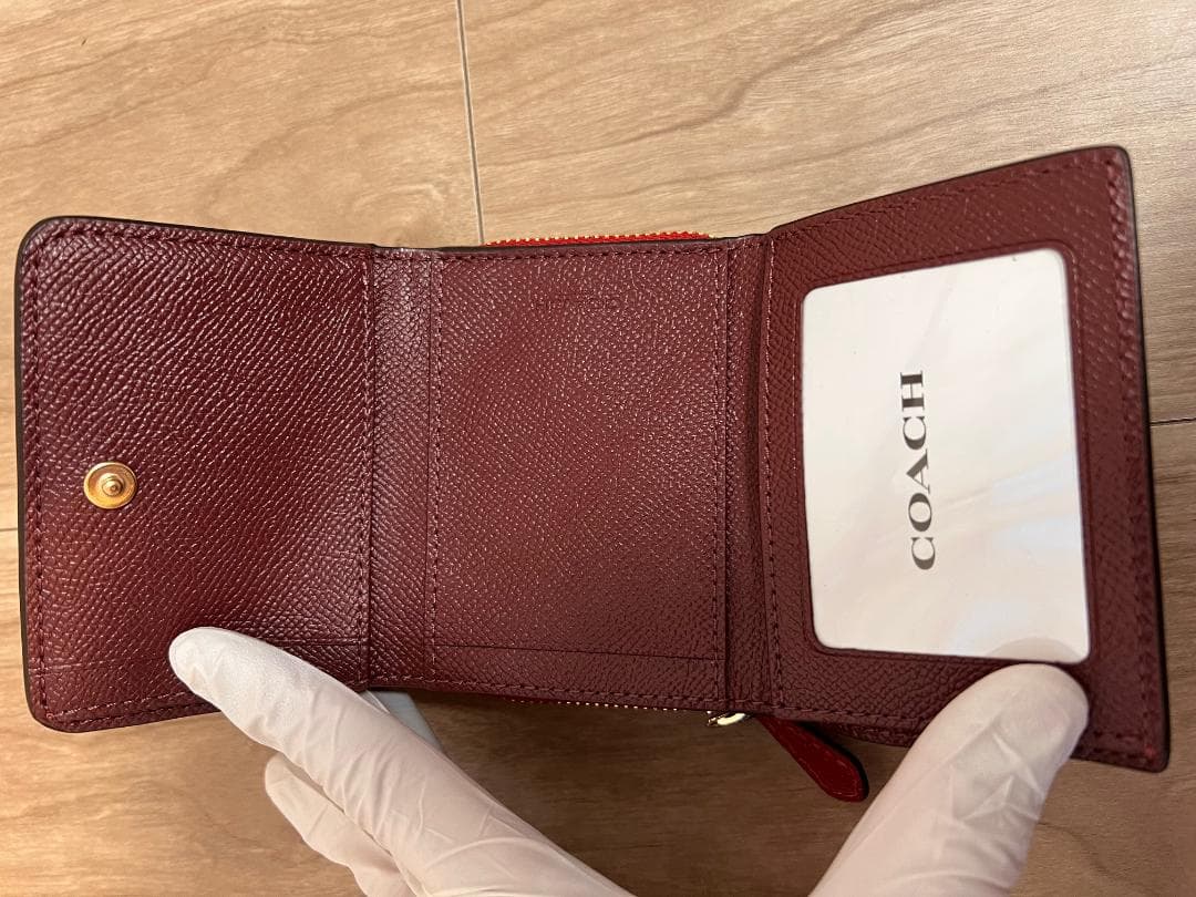 新品 COACH 赤 レッド 三つ折り財布 37968 IMF8Q