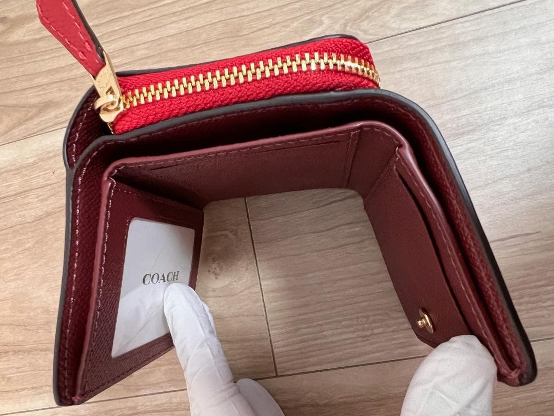 新品 COACH 赤 レッド 三つ折り財布 37968 IMF8Q