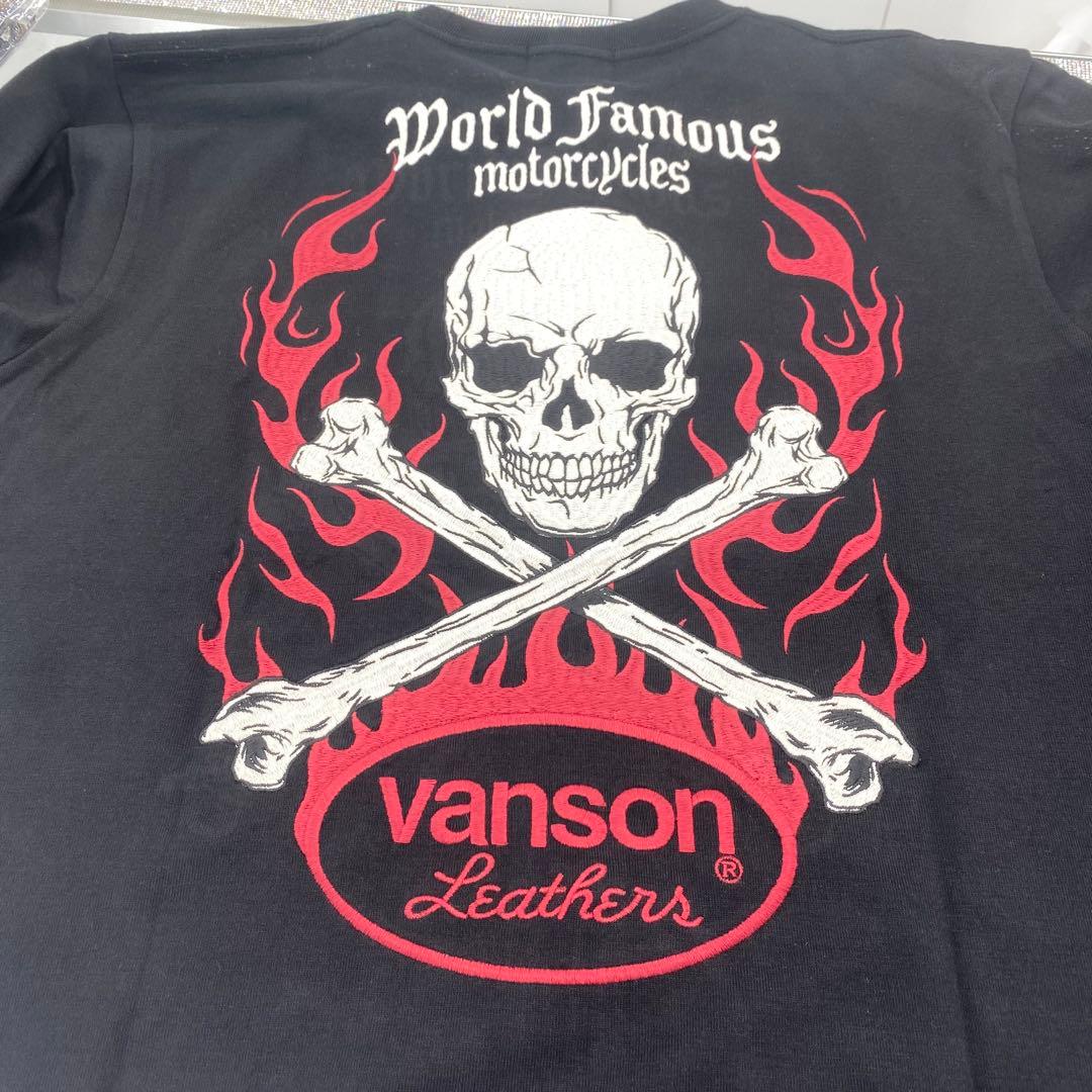 （43）vanson スカルプリント ロングTシャツ　ブラック
