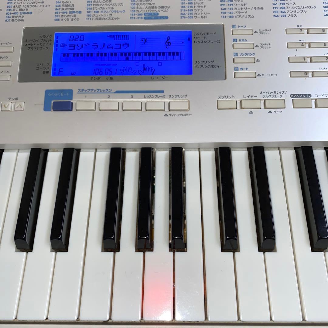 CASIOカシオ 光ナビゲーションキーボード LK-222 電子キーボード61鍵