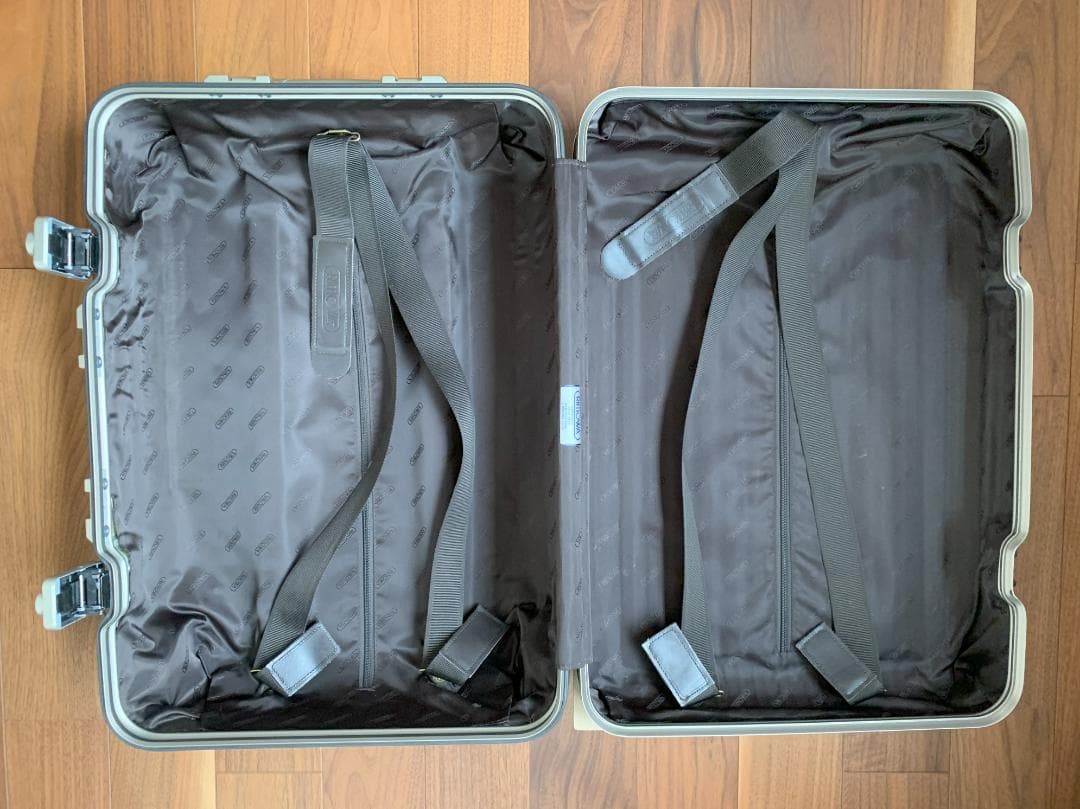 【豆太郎さま専用】RIMOWA TOPAS チタニウム 2輪キャリーケース S