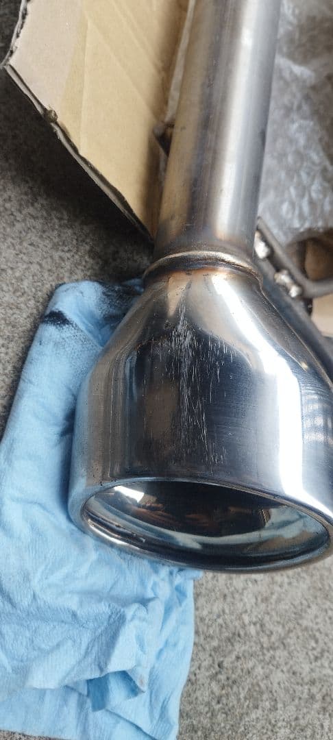 フィット　ハイブリッド　GP1　GE6　用社外マフラー