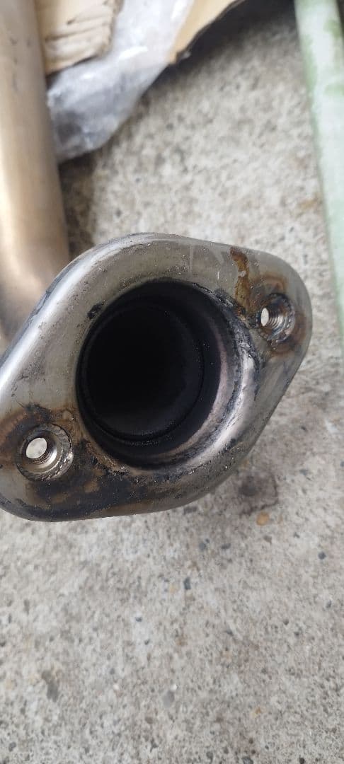 フィット　ハイブリッド　GP1　GE6　用社外マフラー