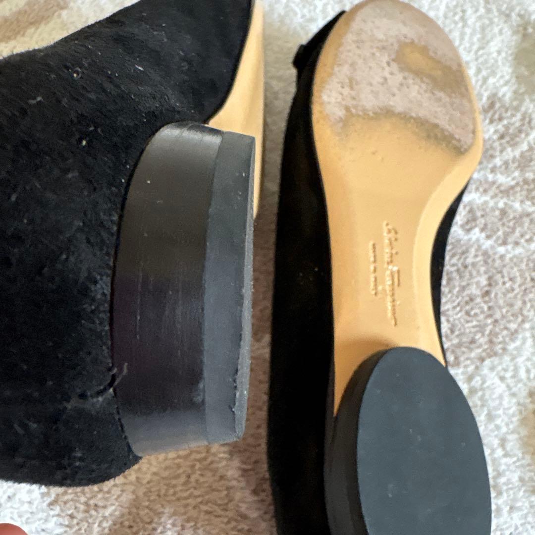 Ferragamo ブラック フラットシューズ