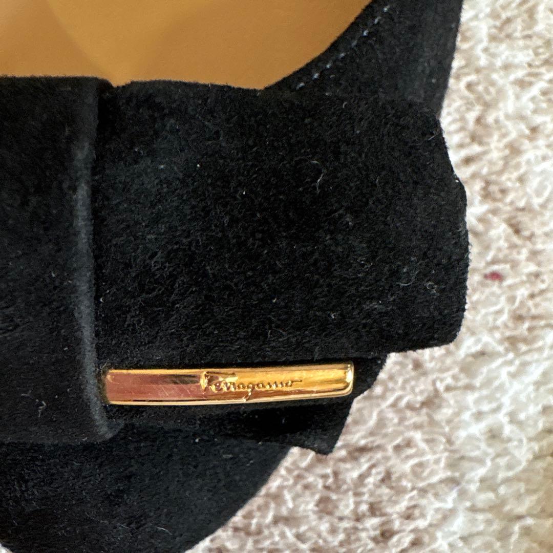 Ferragamo ブラック フラットシューズ