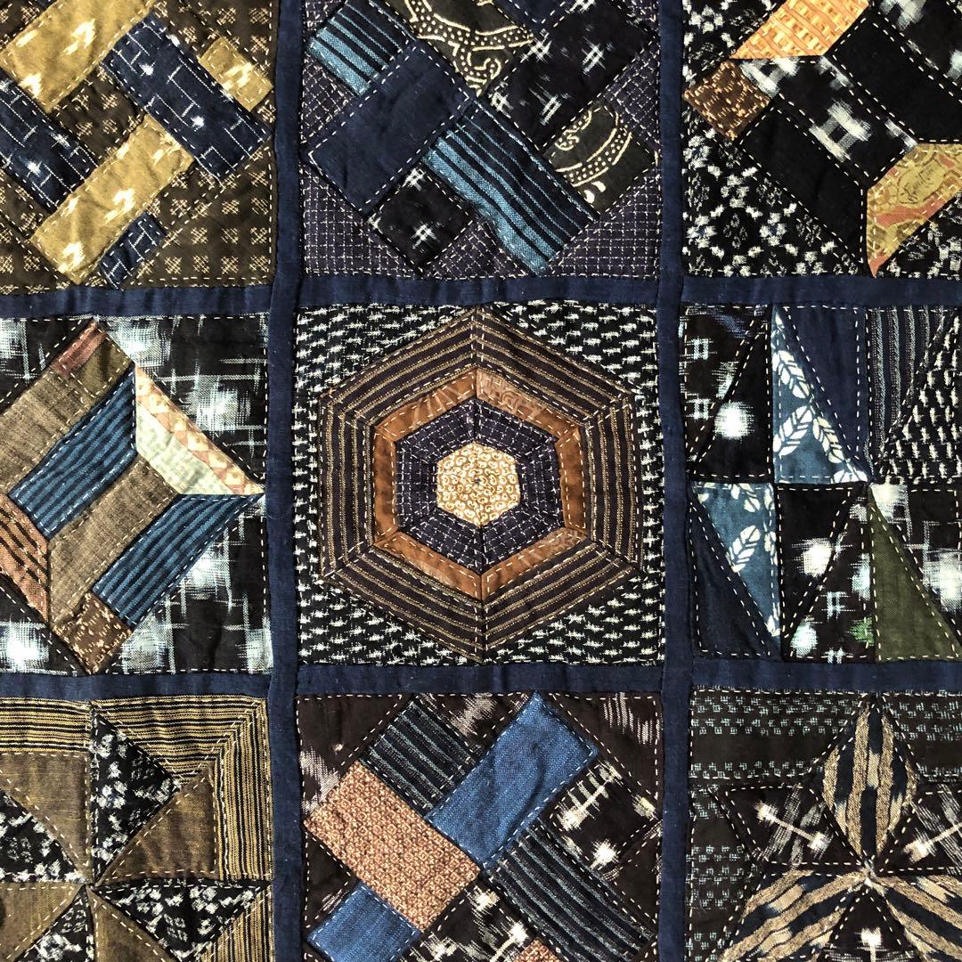 絣のタペストリー（A）更紗　藍染