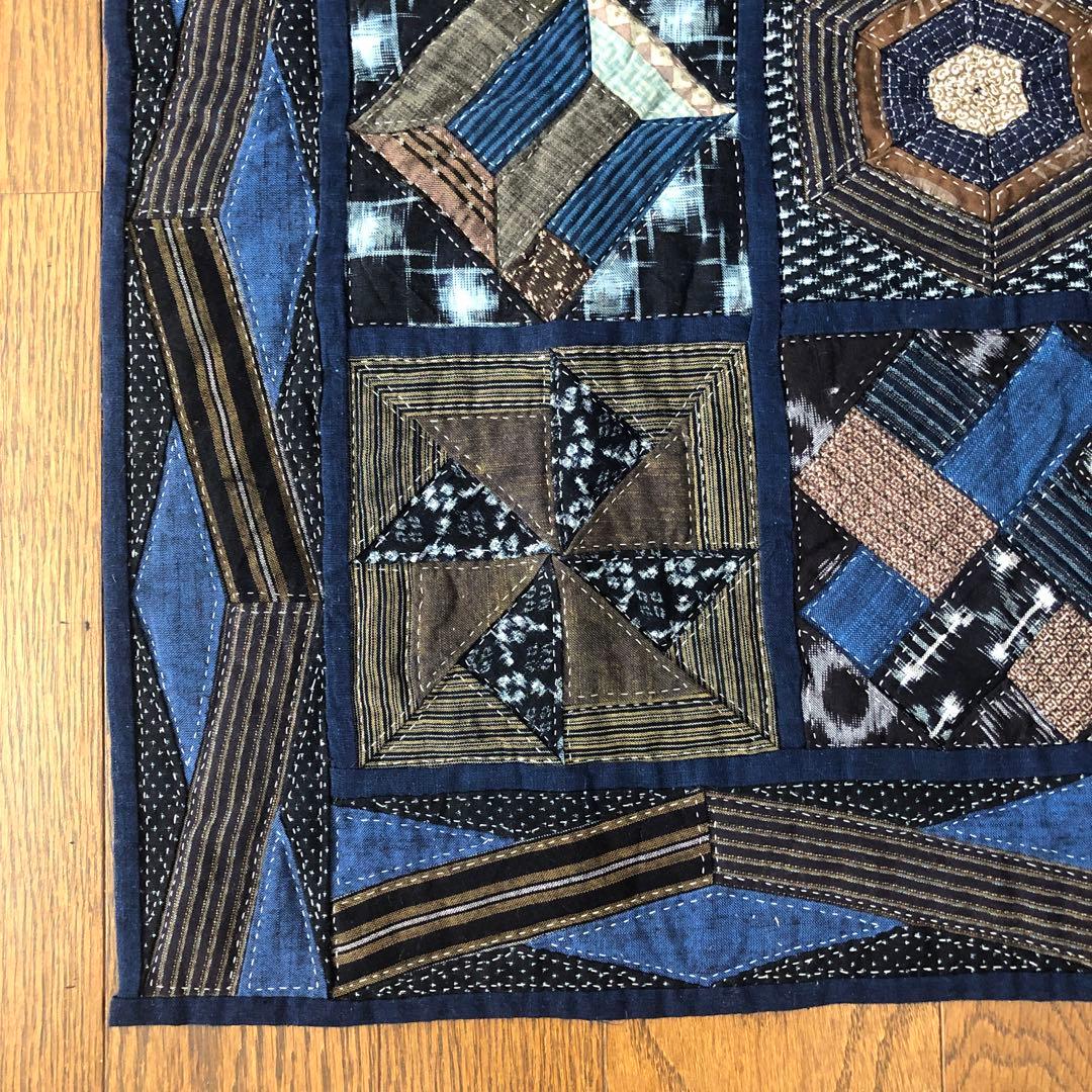 絣のタペストリー（A）更紗　藍染
