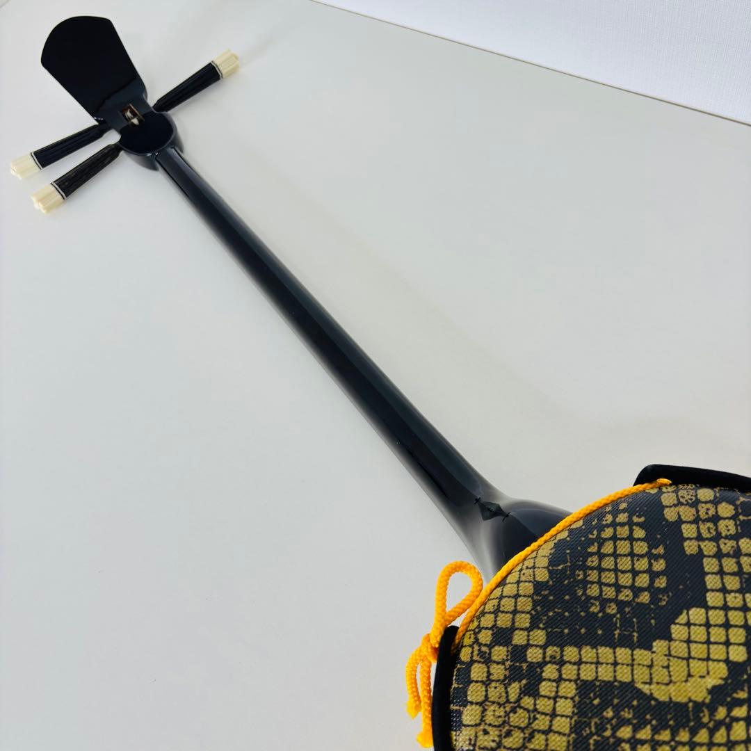 沖縄三線 人工蛇皮 沖縄 民謡 和楽器 三線 送料込み