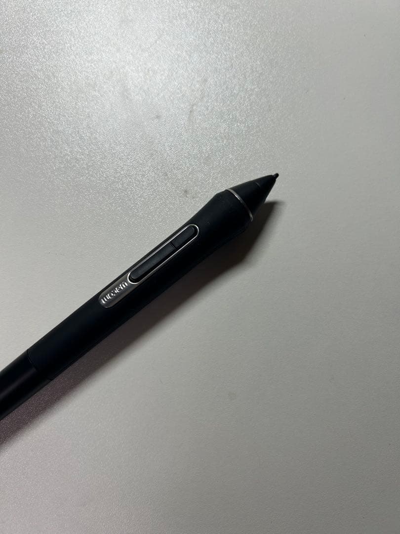 WACOM 液タブ Cintiq 22 FHD