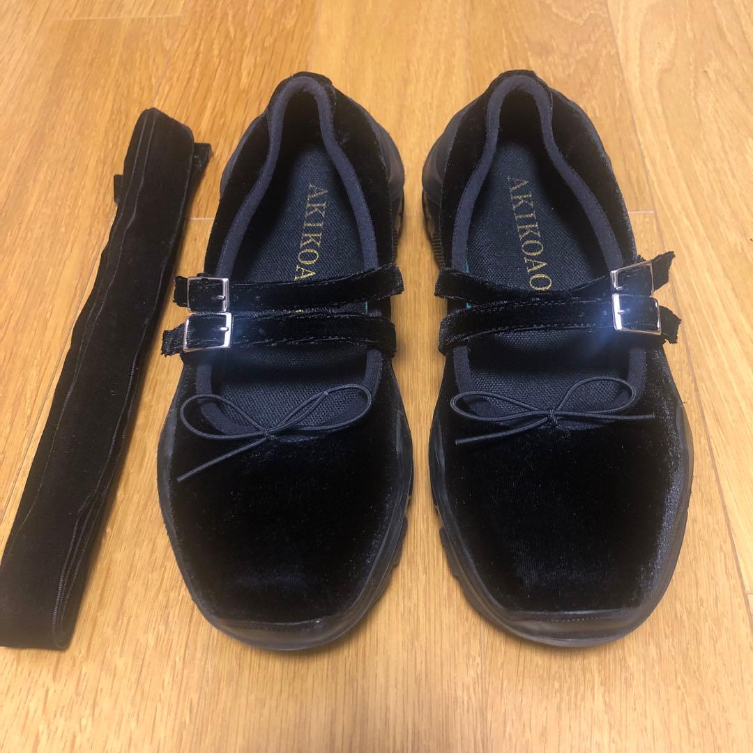 アキコアオキ　ブラック ベルベット スニーカー Giselle サイズ37