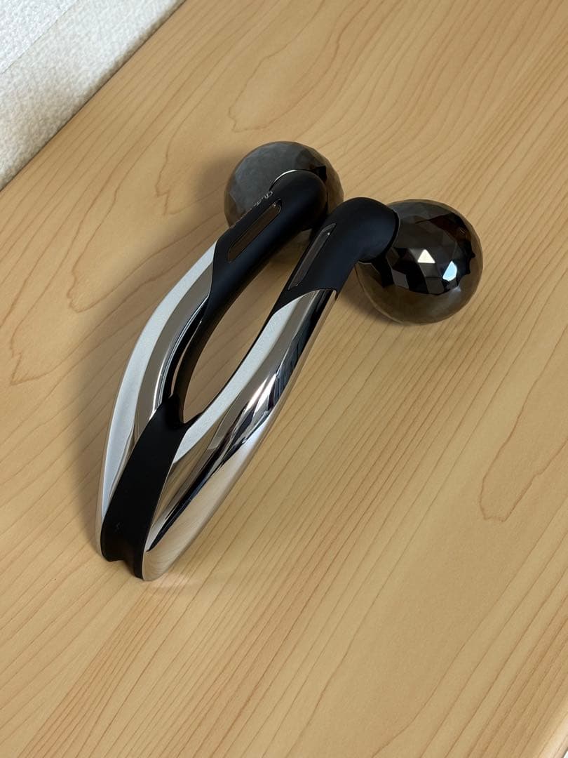 ReFaアクティブとDIORマルチユースパレット