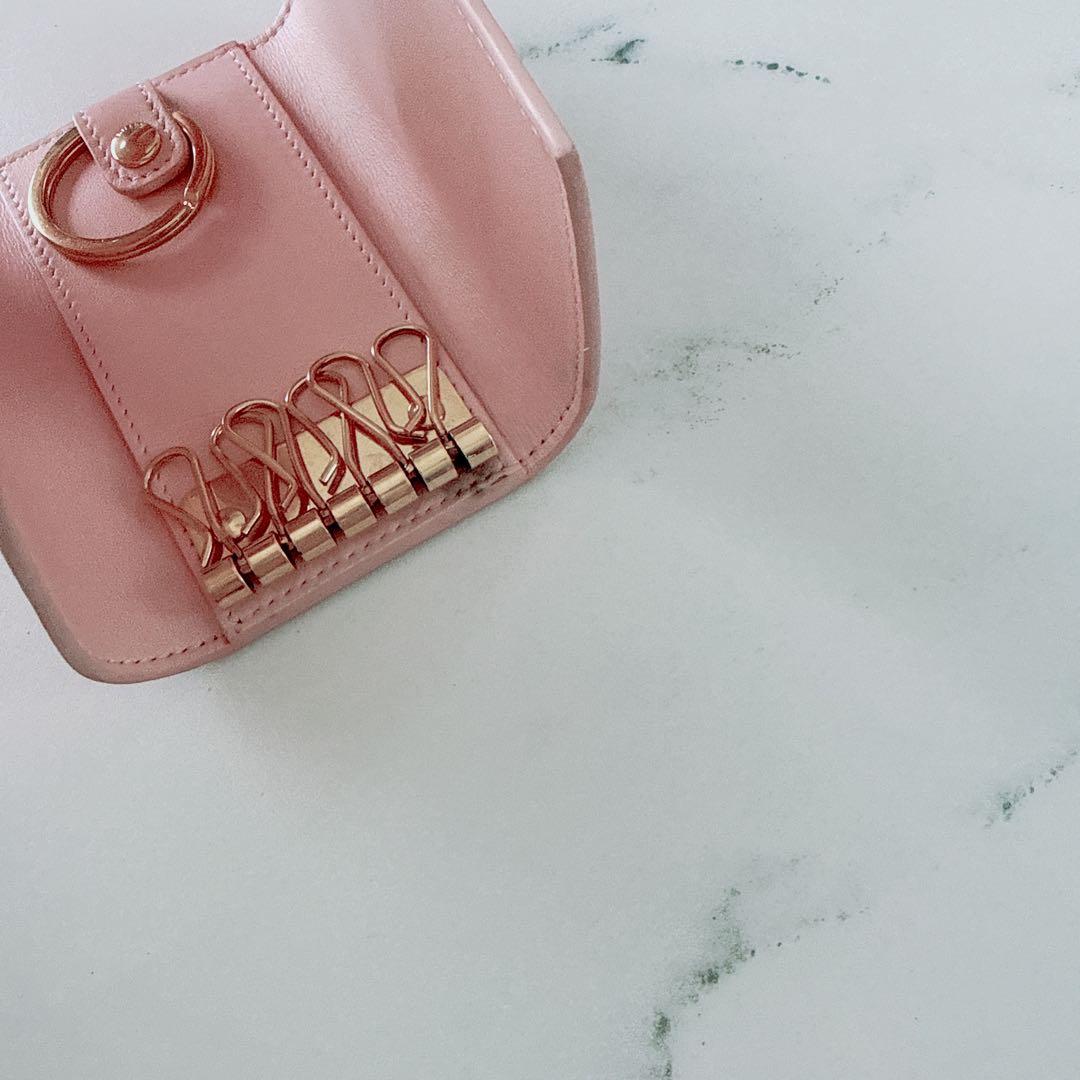 CELINE トリオンフ キーケース シャイニーカーフスキン