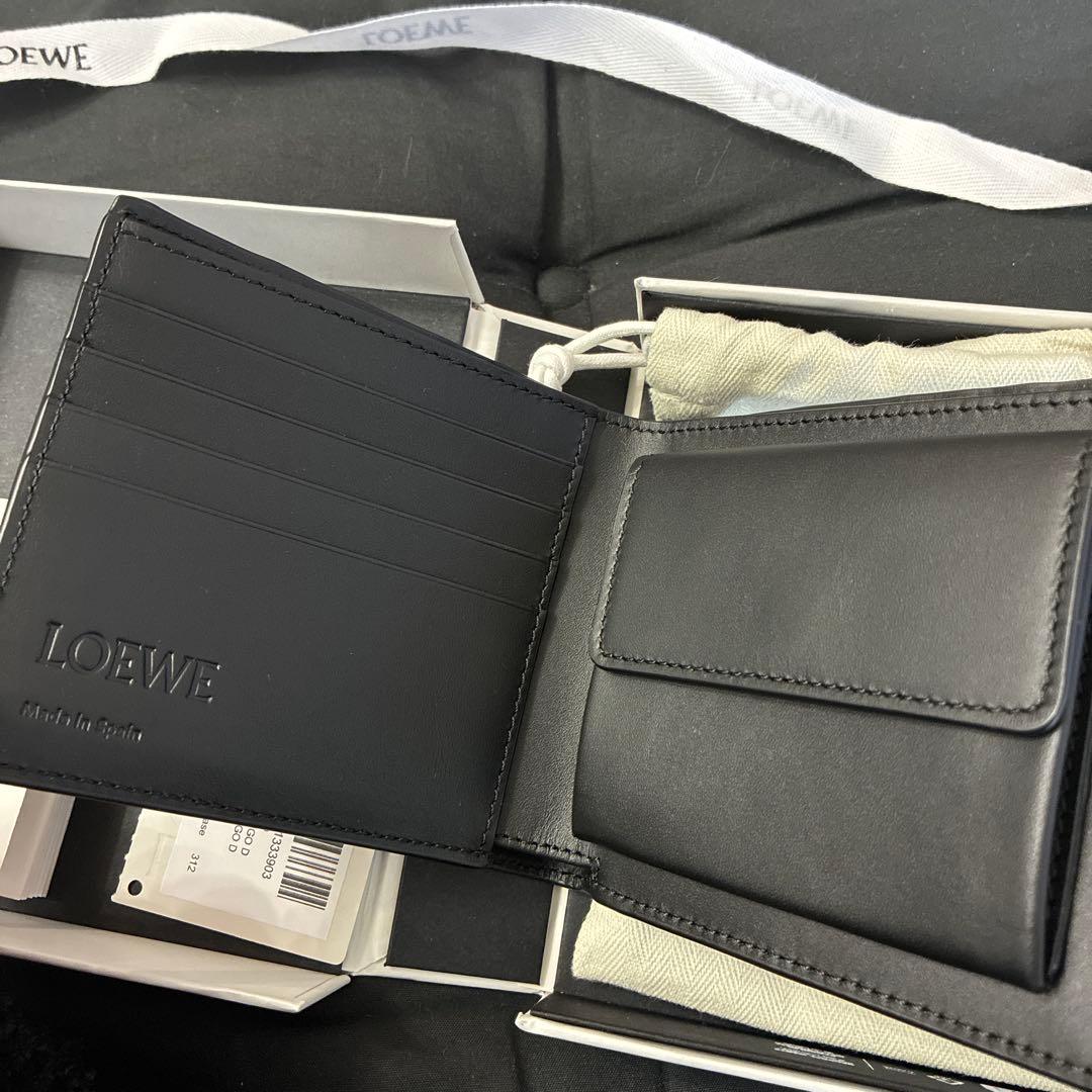 山口【新品未使用】LOEWE 二つ折り財布
