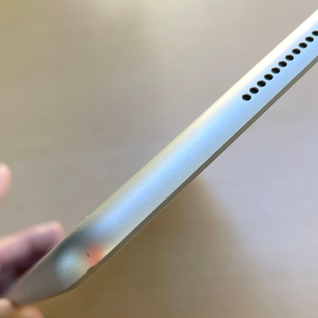 iPad 第7世代　A2197 Wi-Fiモデル　シルバー　32GB 超美品#2