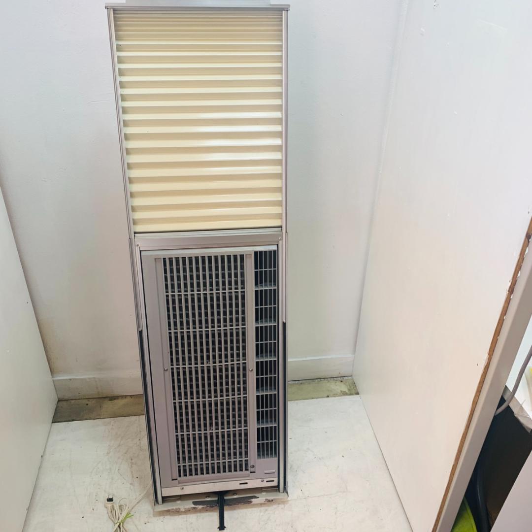 CORONA コロナ　ルームエアコン　ウインド系冷房専用　CWH-A1819