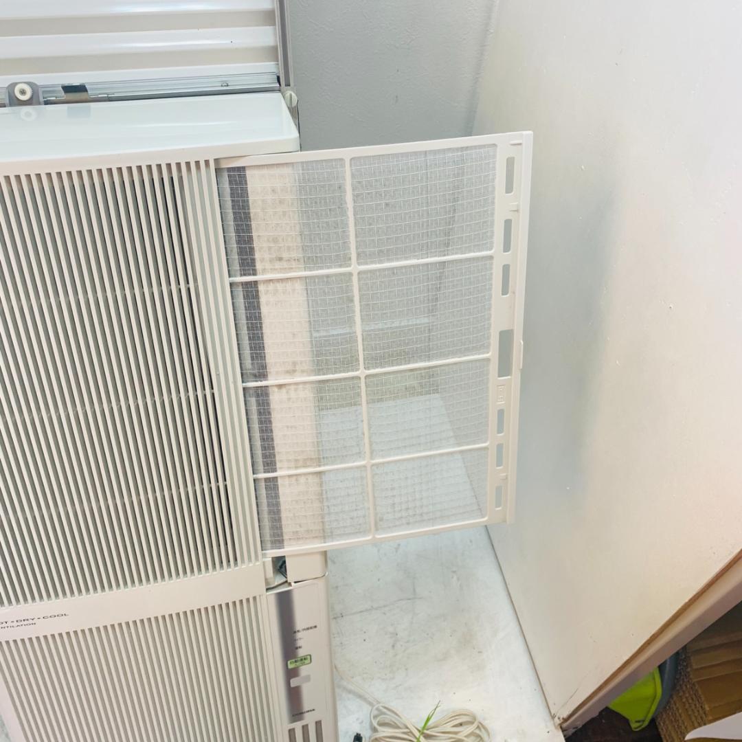 CORONA コロナ　ルームエアコン　ウインド系冷房専用　CWH-A1819