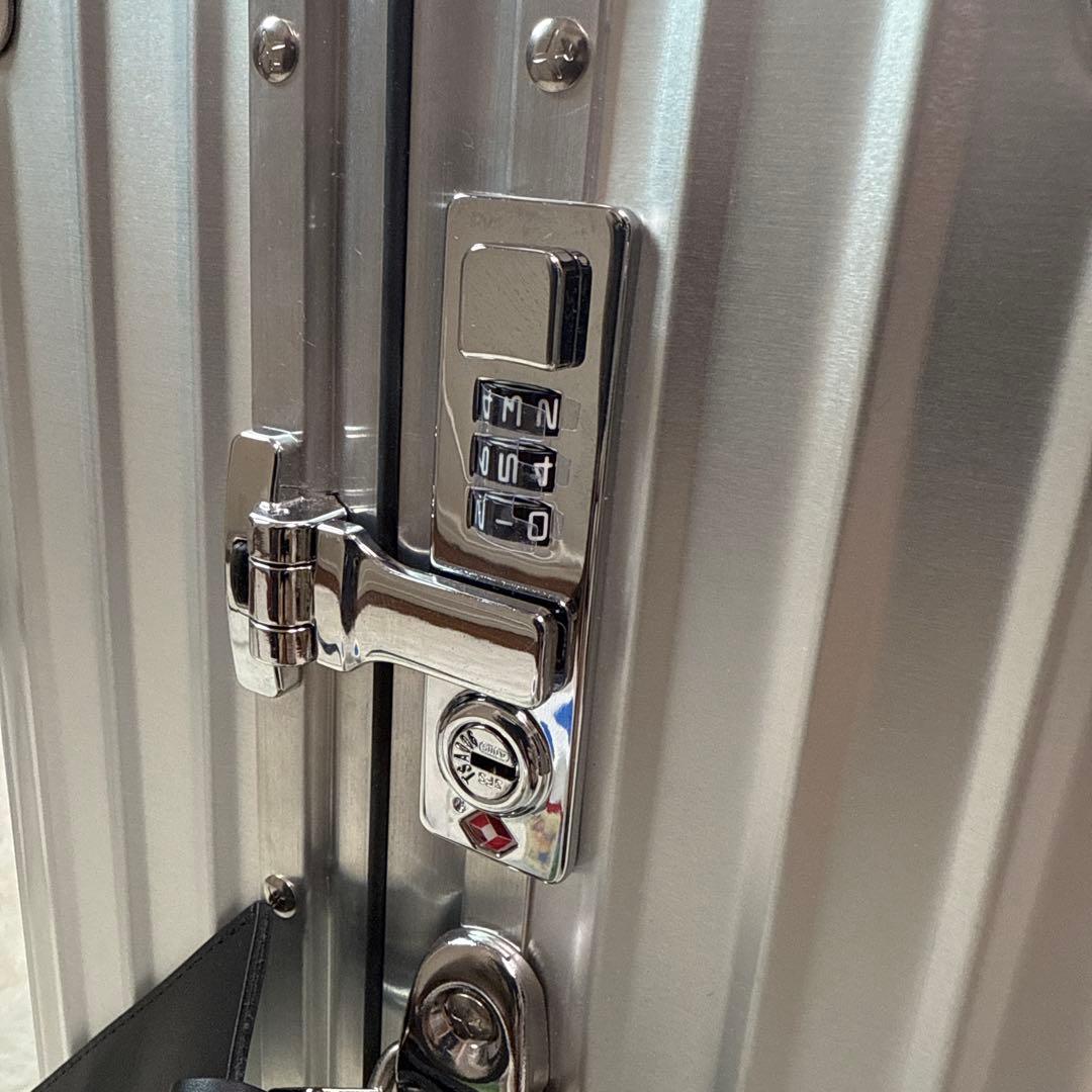 極美品 RIMOWA CLASSIC CABIN クラシックキャビン 4輪