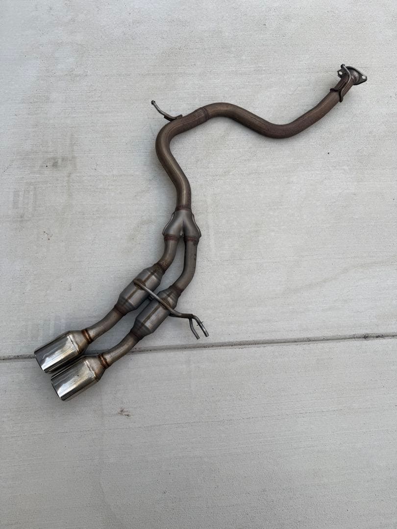 30ヴェルファイア モデリスタマフラー